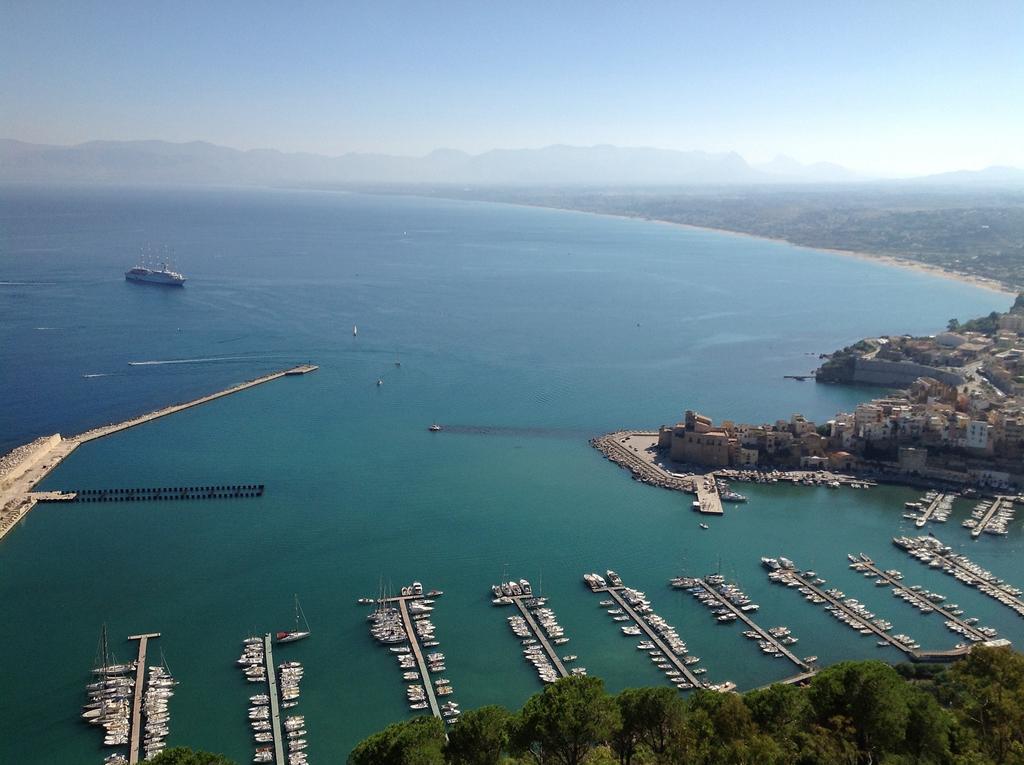 Casa Chiarenza Hotel Castellammare del Golfo Exterior foto
